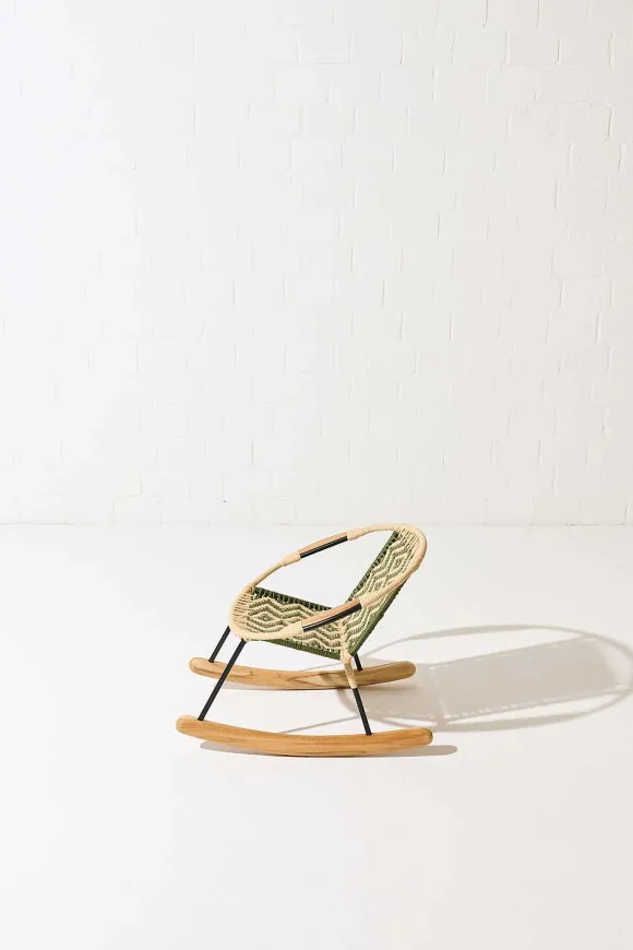 Tucurinca | Dorothee Schumacher Tucurinquita Kids Rocking Chair Verde Militar